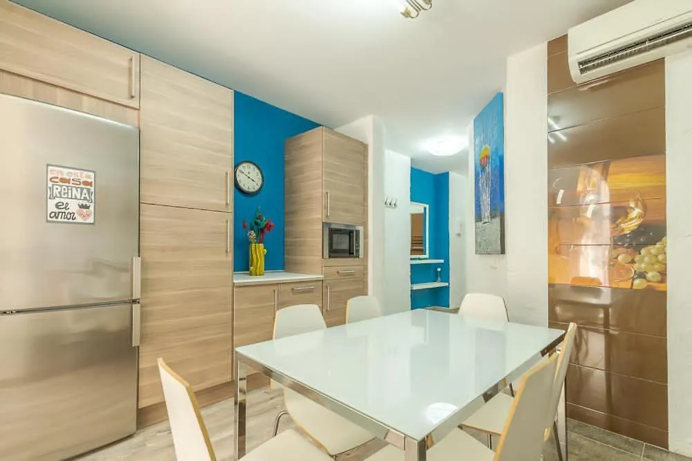 Apartamento Beautiful flat with balcony&wifi in Málaga Center