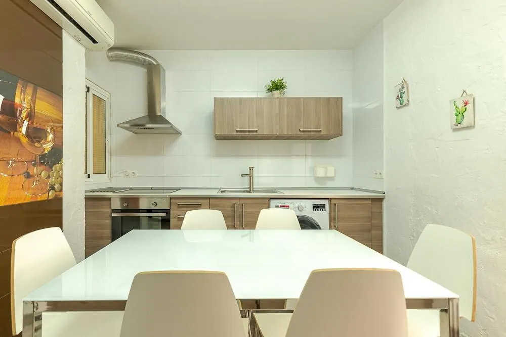 Apartamento Beautiful flat with balcony&wifi in Málaga Center 0*,